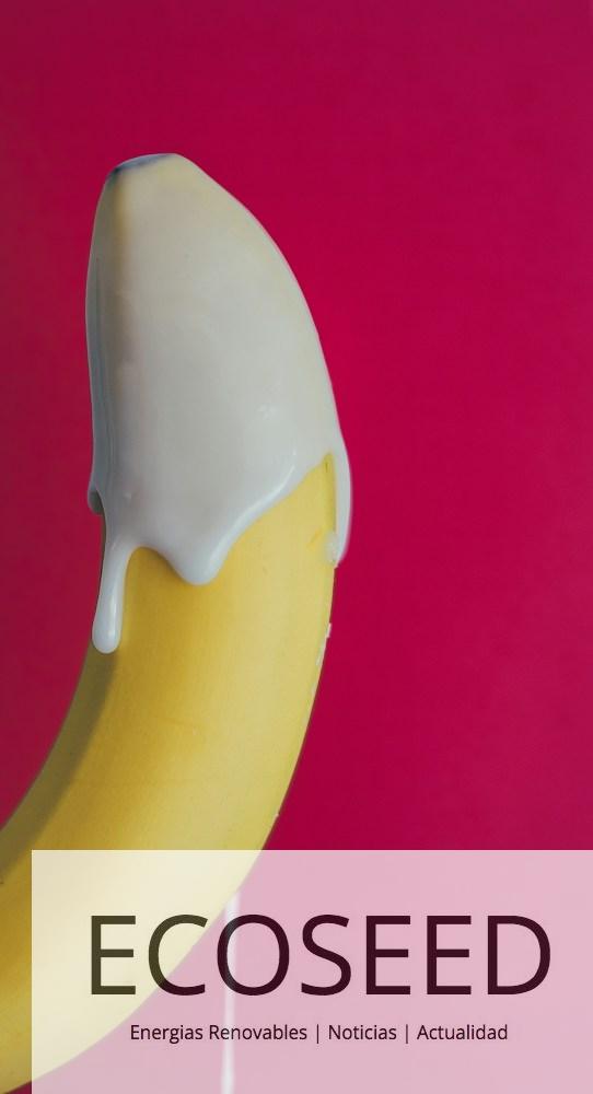 yellow banana with cream